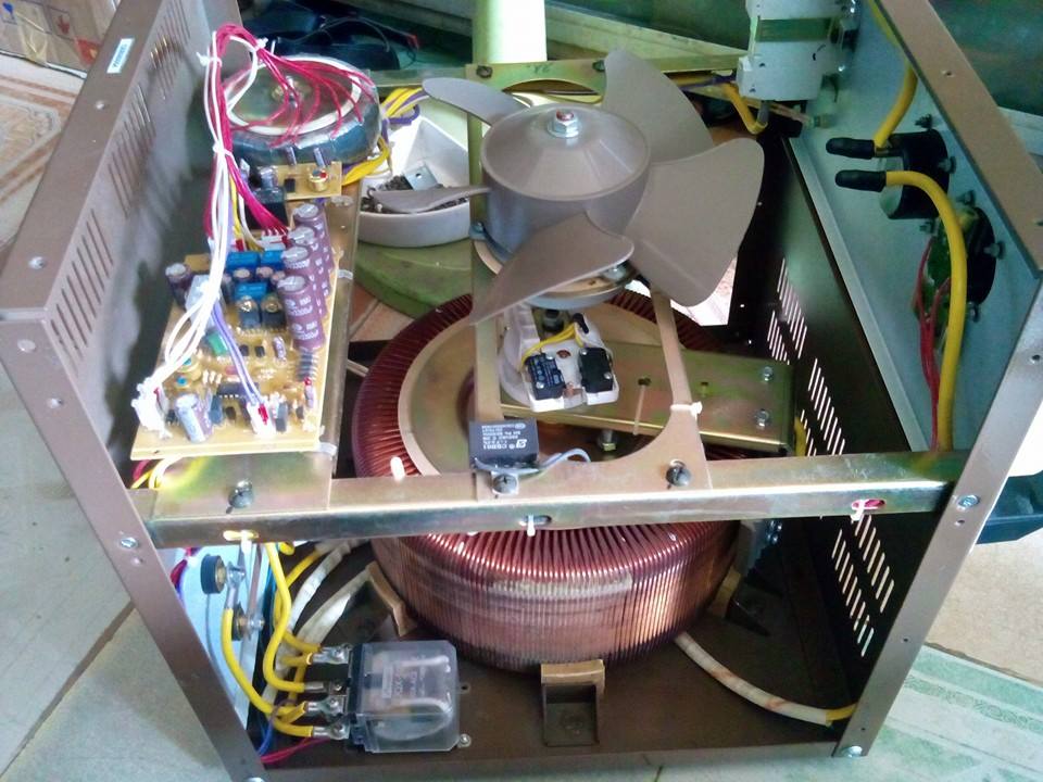 Hình ảnh một chiếc Lioa cũ đang được "tân trang" để bán lại cho khách hàng.